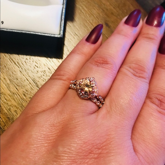 COPY - WEDDING RING SET. - Picture 8 of 8